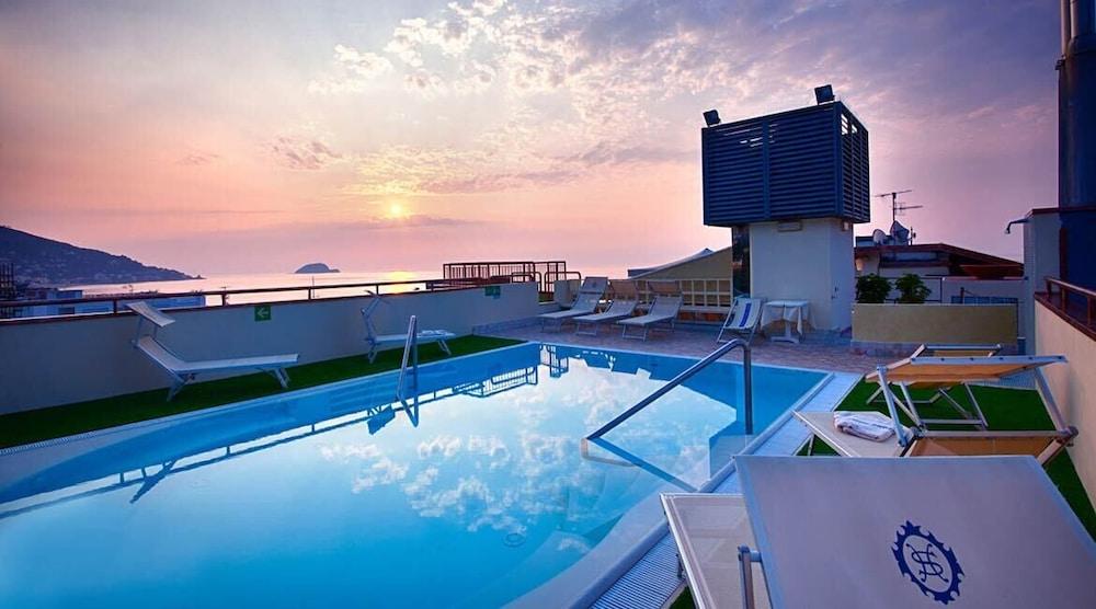 Grand Hotel Spiaggia Alassio Exterior foto